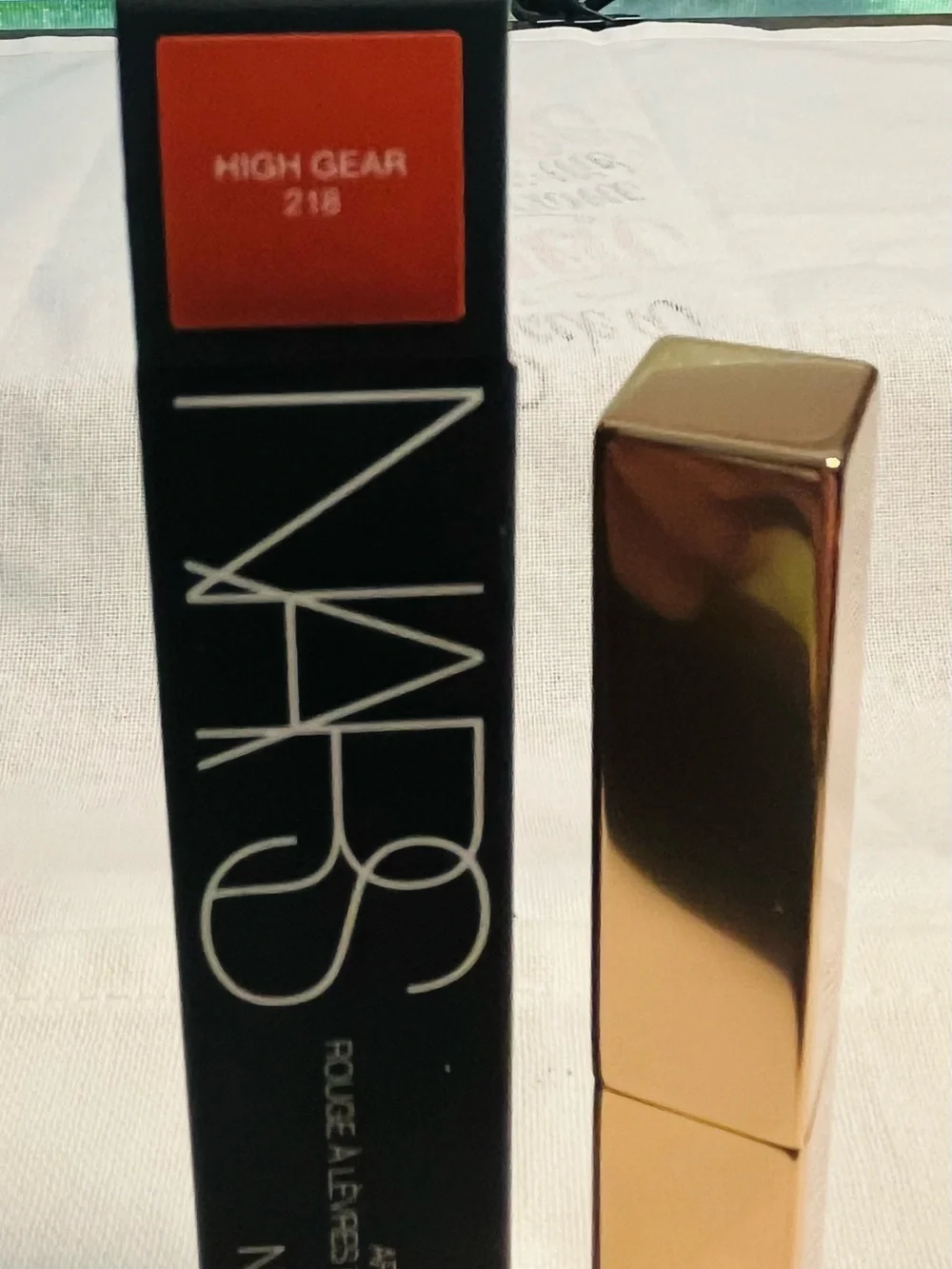 NARS lightweight nonsticky